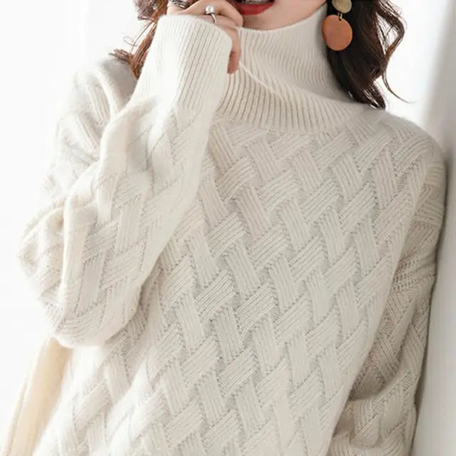Women's Jumper – Relaxed Fit Classic Knit