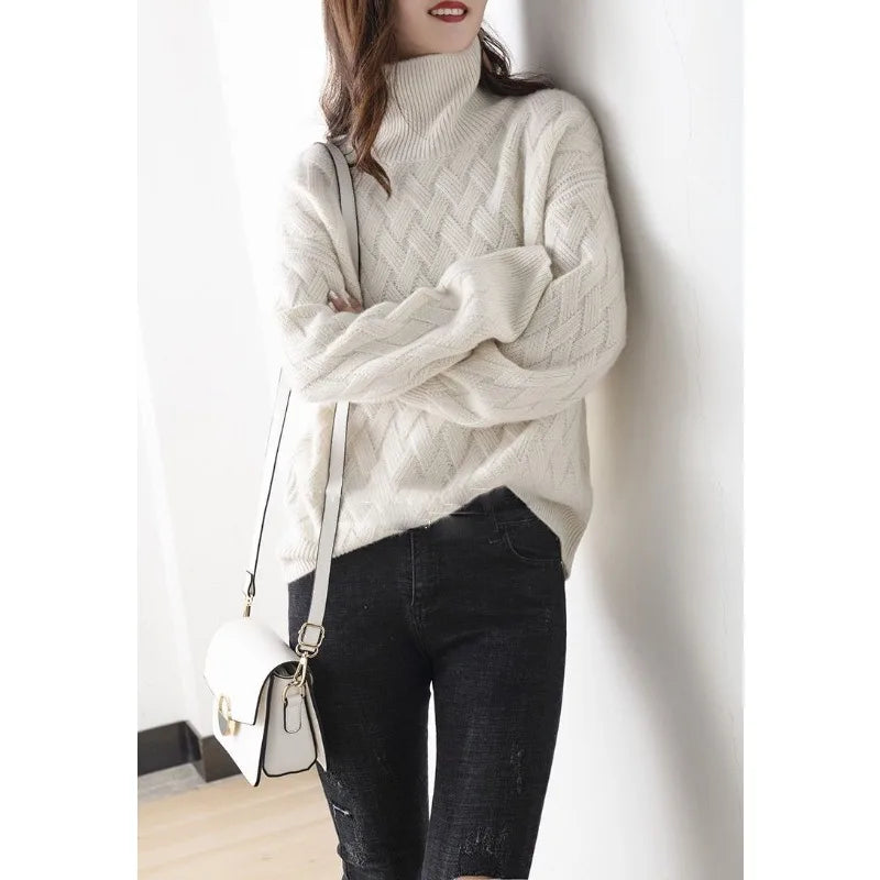 Women's Jumper – Relaxed Fit Classic Knit