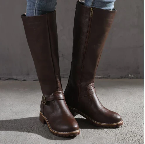 Women's Boots – Knee-High Buckle