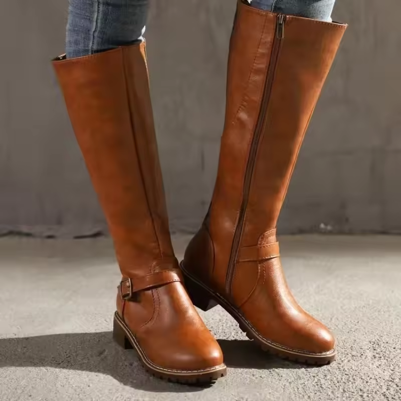 Women's Boots – Knee-High Buckle