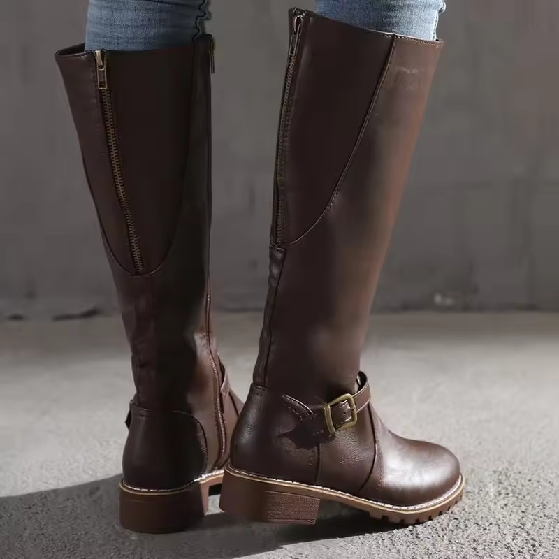 Women's Boots – Knee-High Buckle