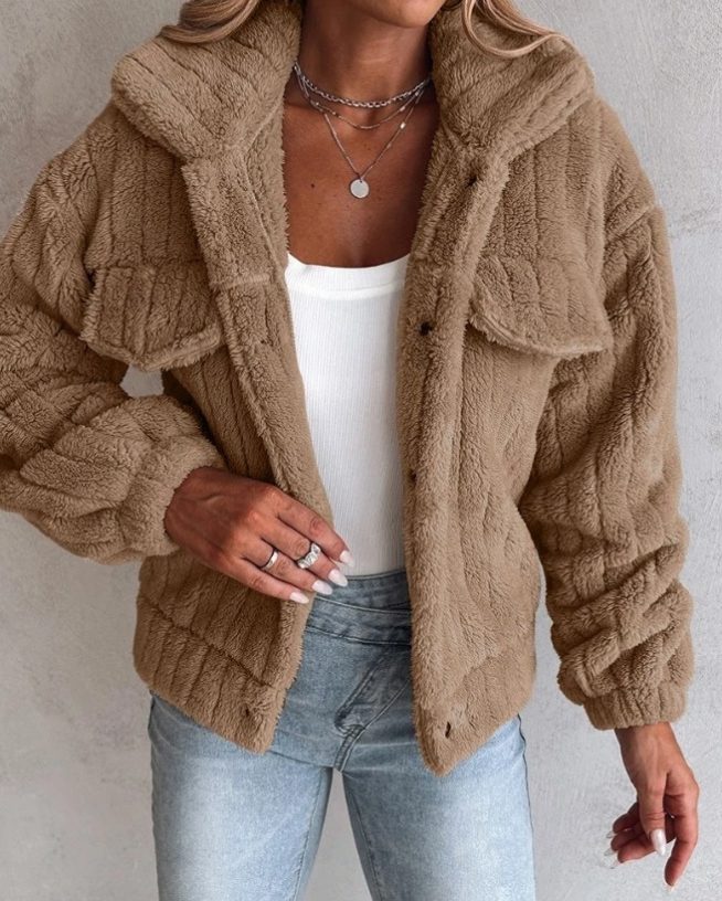 Women's Jacket – Oversized Sherpa