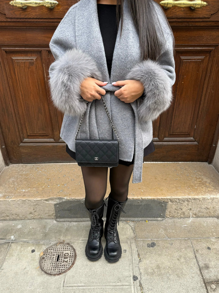 Women's Belted Winter Coat – Faux-Fur Sleeve Trim