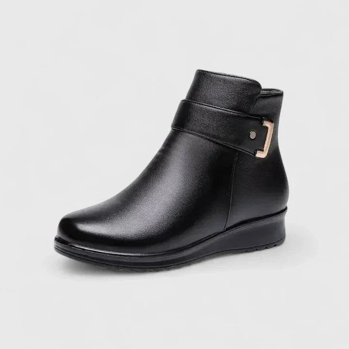 Women's Faux Leather Side Zip Ankle Boots – Fur Lining