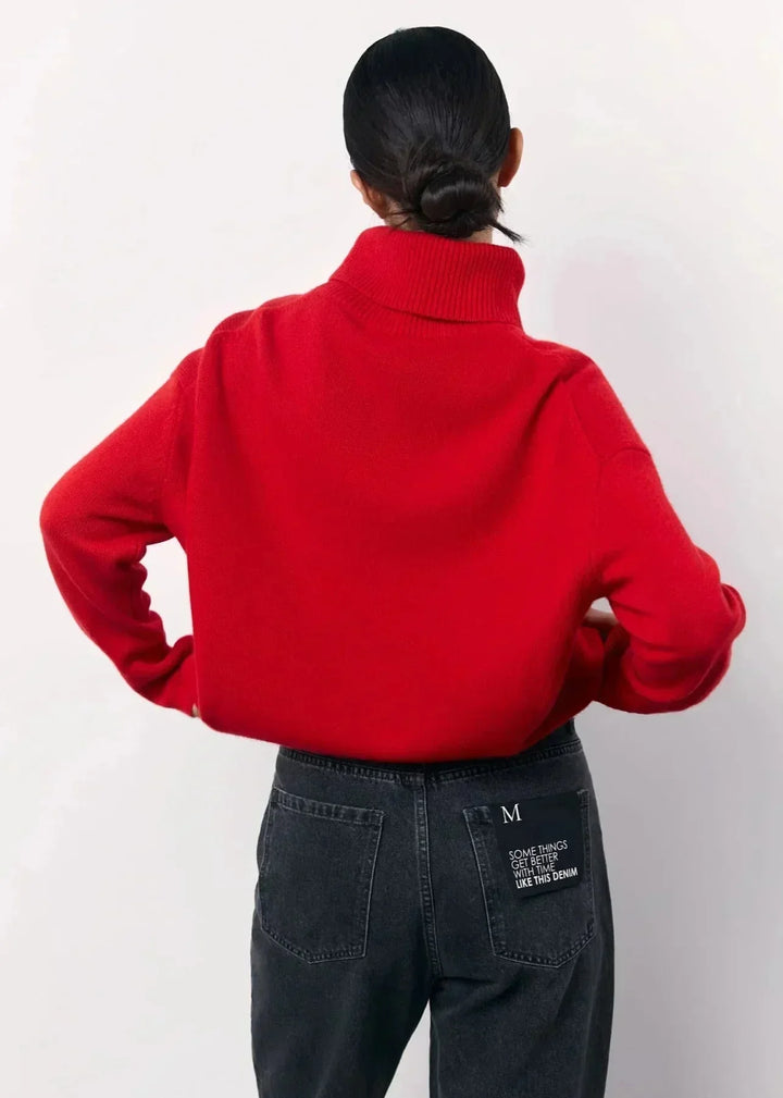 Women's Jumper – Oversized Roll-Neck Knit