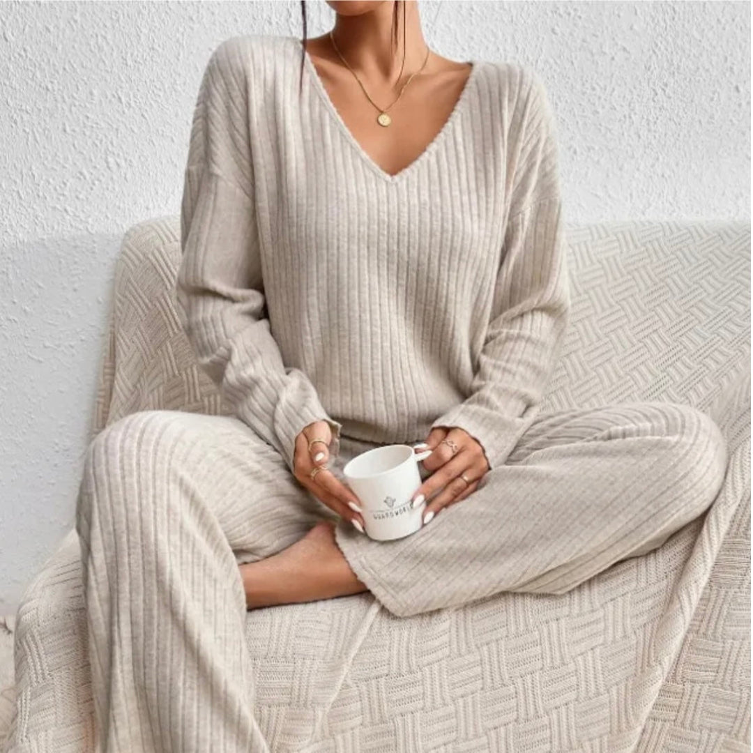 Women's Lounge Set – V-Neck Knit