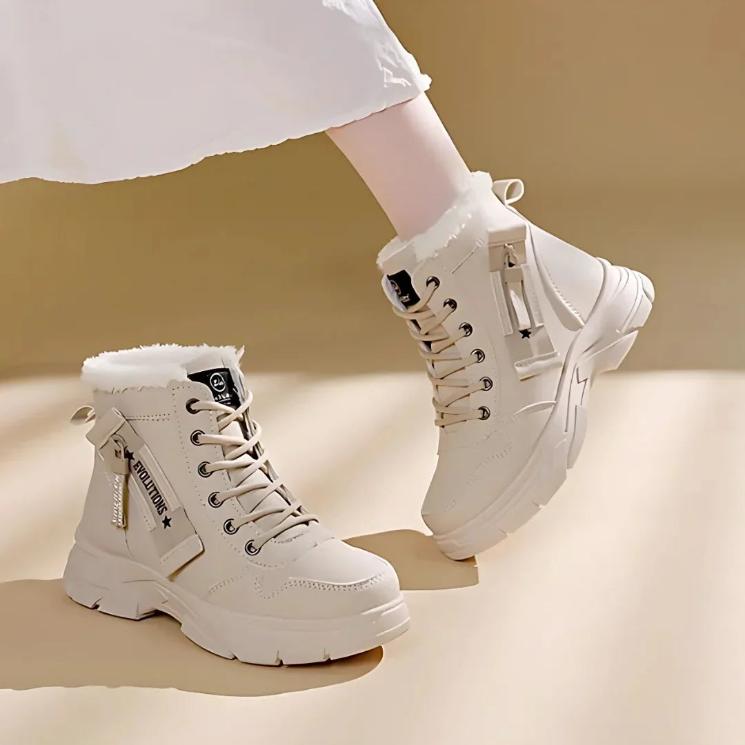 Women's Comfort Chunky-Sole Boots – Faux-Fur Lining And Lace-Up Front