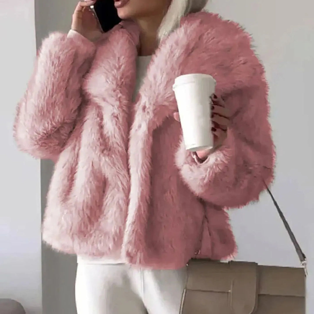 Women's Jacket – Cropped Faux Fur