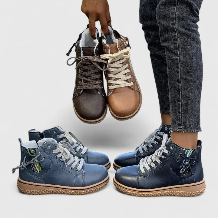 Women's Faux Leather Lace-Up Ankle Boots – A Chunky Ridged Sole