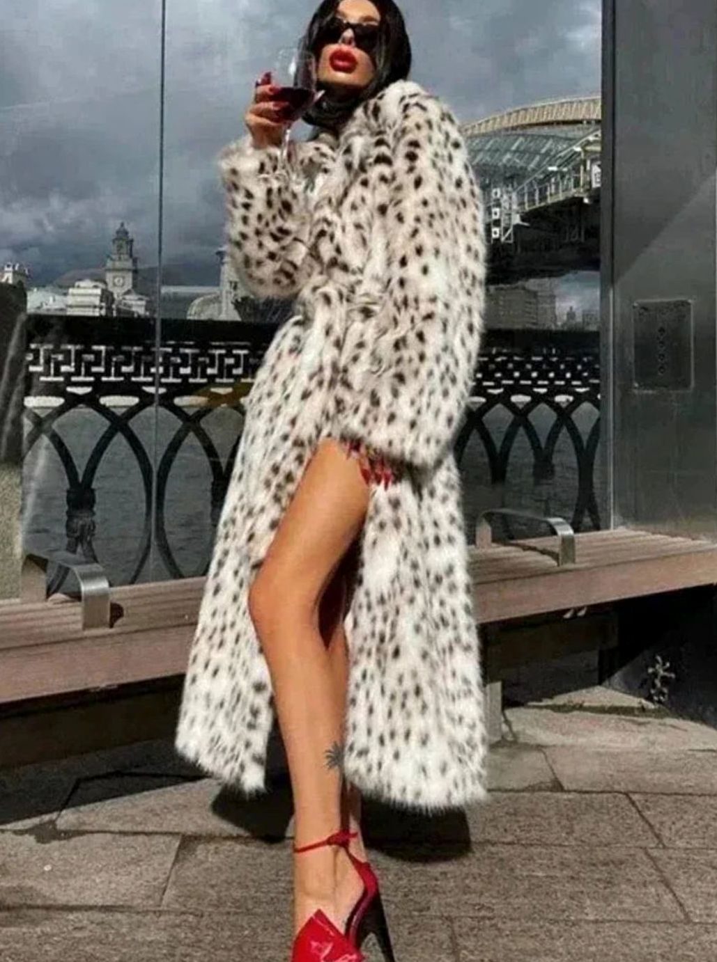 Women's Coat – Long Leopard Print Faux Fur