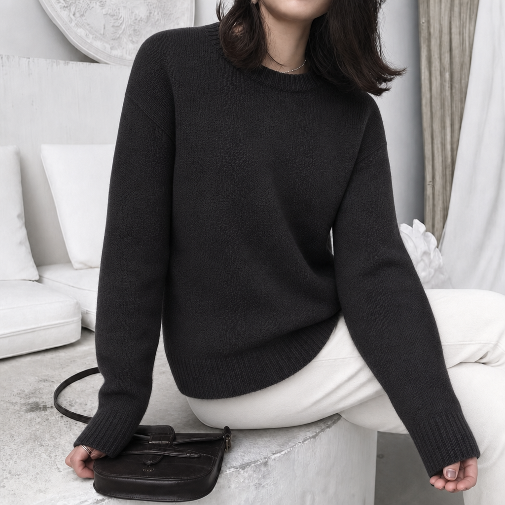 Women's Jumper – Oversized Fluffy Knit