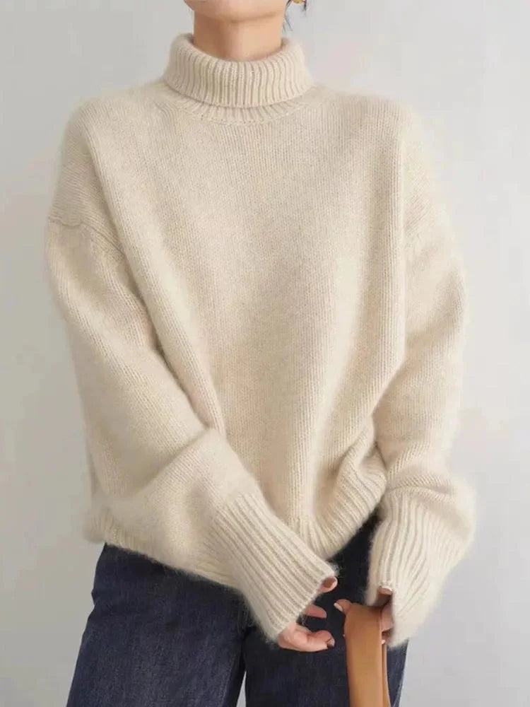 Women's Relaxed-Fit Long-Sleeve Knit Sweater – Turtleneck And Ribbed Cuffs