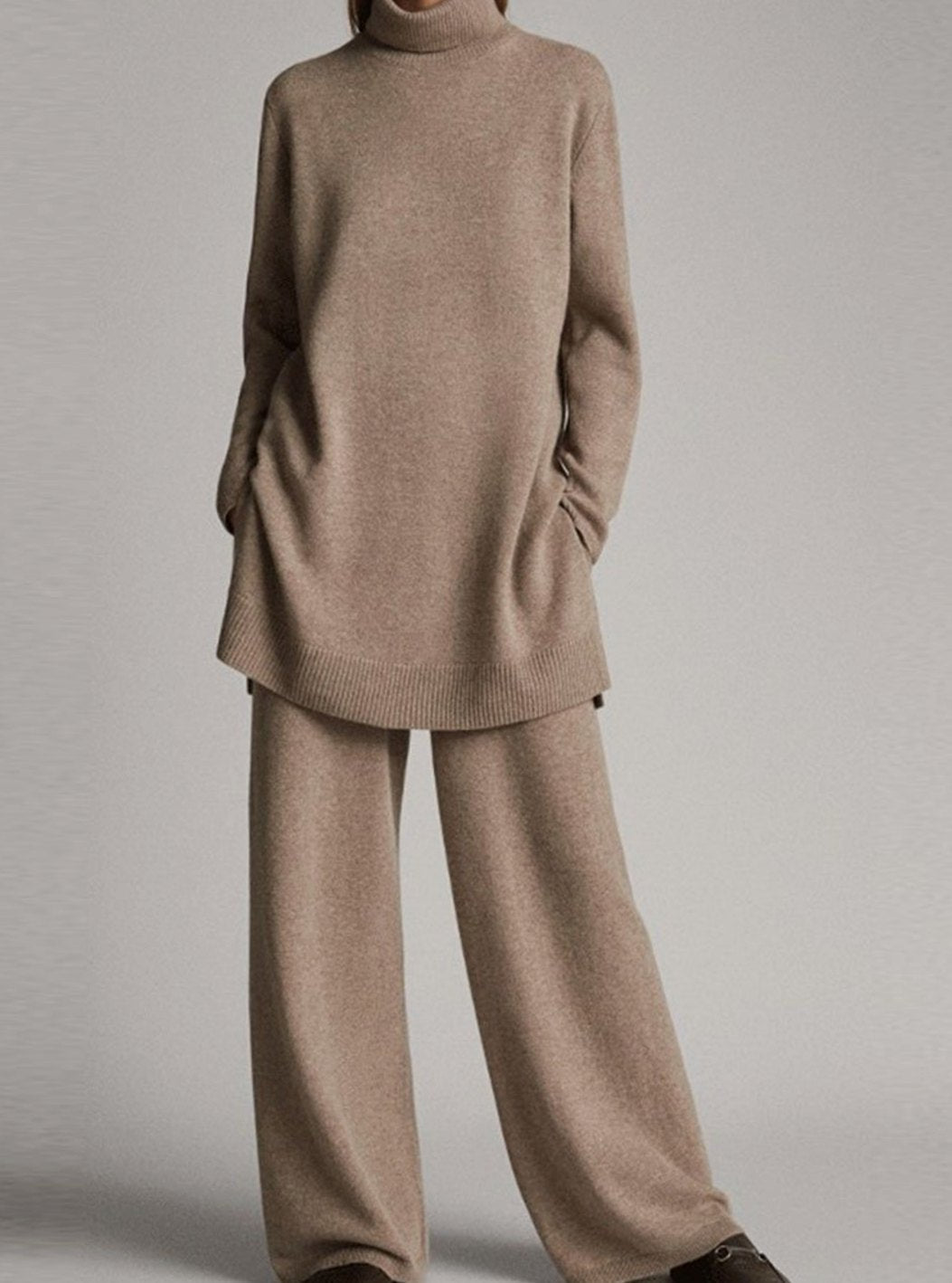 Women's Two-Piece Set – Turtleneck Knit Lounge Set