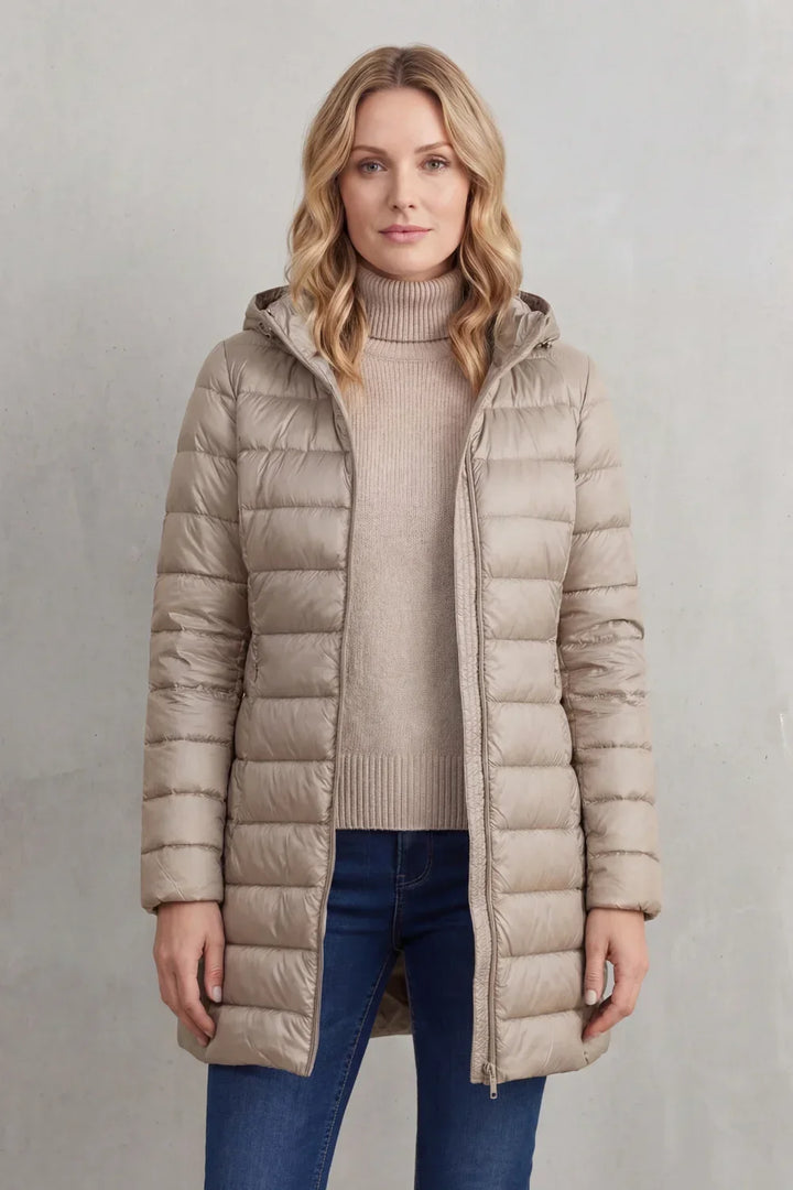 Women's Ultra-Lightweight Hooded Down Jacket For Cosy Warmth