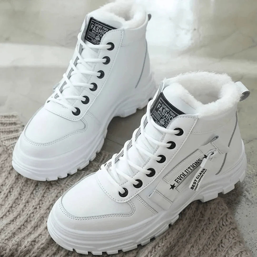 Women's Winter Faux Fur-Lined Lace-Up Ankle Boots – Chunky Sole